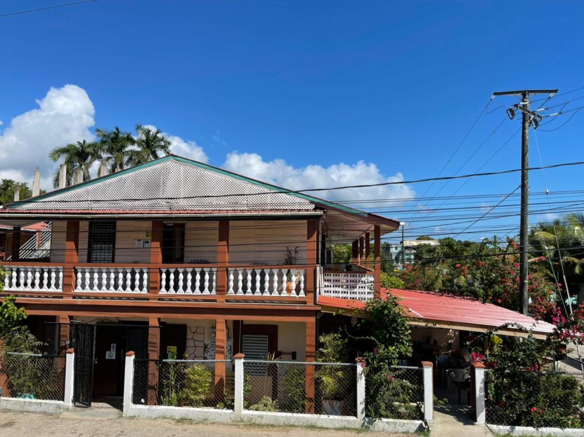 Saint Charles Inn, Belize Central America Punta Gorda Kültér fotó