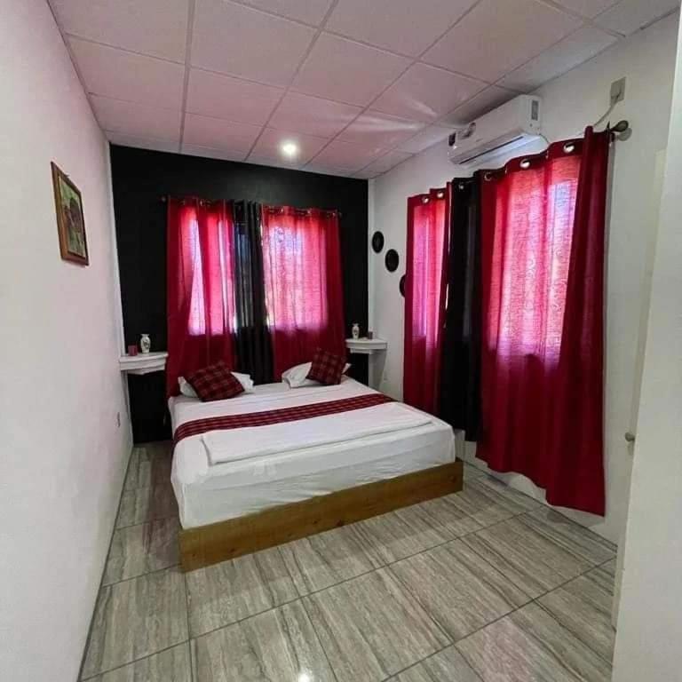 Saint Charles Inn, Belize Central America Punta Gorda Kültér fotó