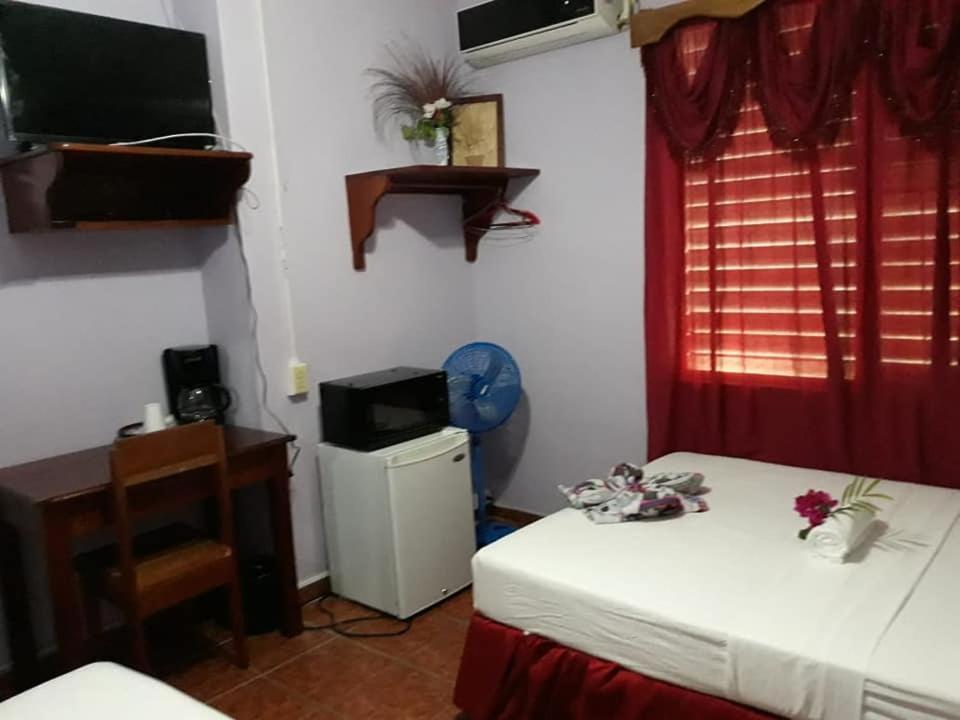 Saint Charles Inn, Belize Central America Punta Gorda Kültér fotó